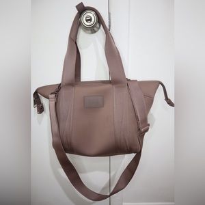 Dagne Dover Small Landon Dune